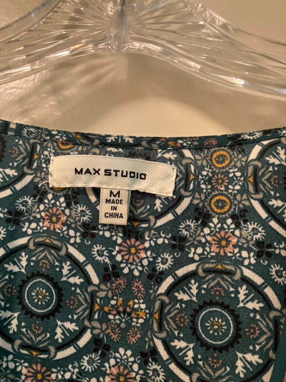 Max Studio Patterned Blouse with Ties Size M - Picture 2 of 10